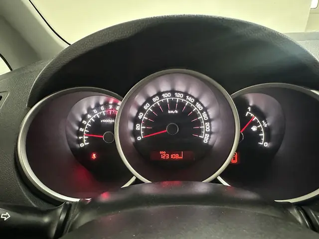 Kia Venga 1.6 CVVT DynamicPLusLine 2018 Benzine 21