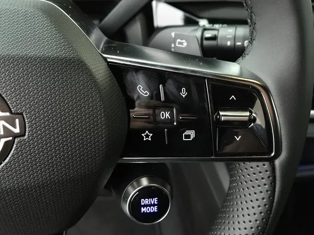 Nissan Micra ADVANCE 52 kWh 2025 Elektrisch 31