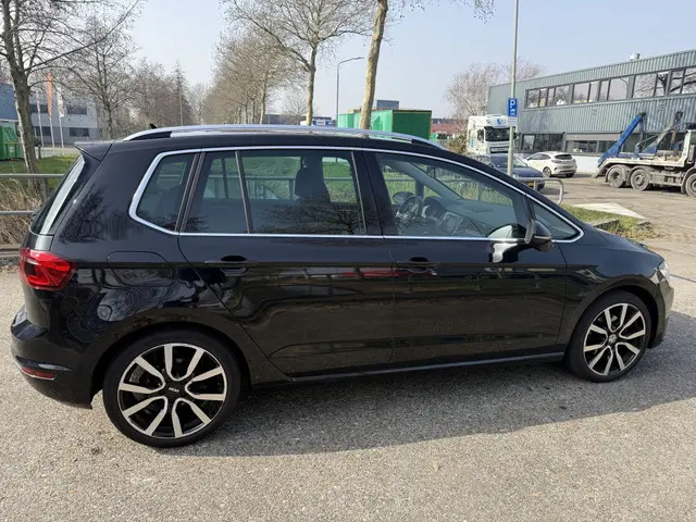 Volkswagen Golf Sportsvan 1.4 TSI Highline 2014 Benzine 6