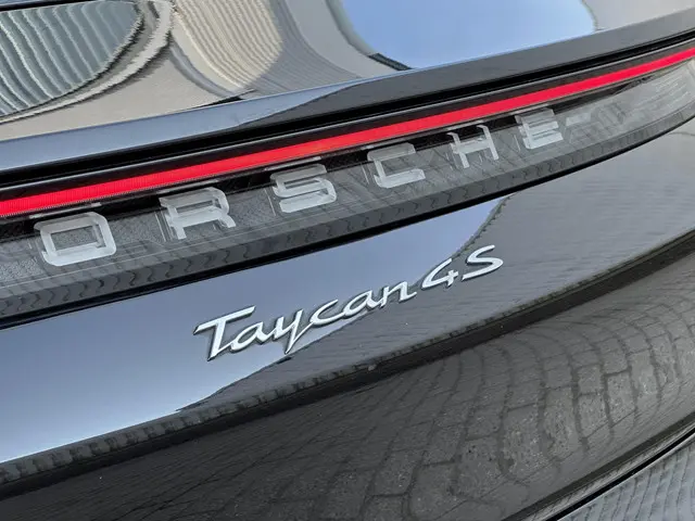 Porsche Taycan 4S Performance 84 kWh 2020 Elektrisch 48