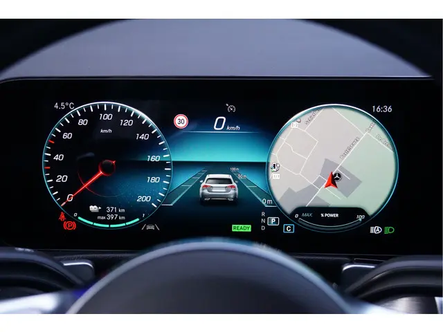 Mercedes-Benz EQB EQB 300 4MATIC 2022 Elektrisch 11