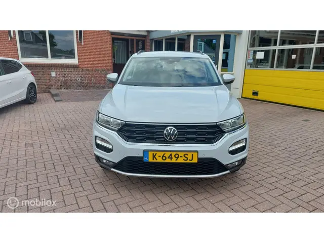Volkswagen T-Roc 1.0 TSI Style Business 2021 Benzine 8