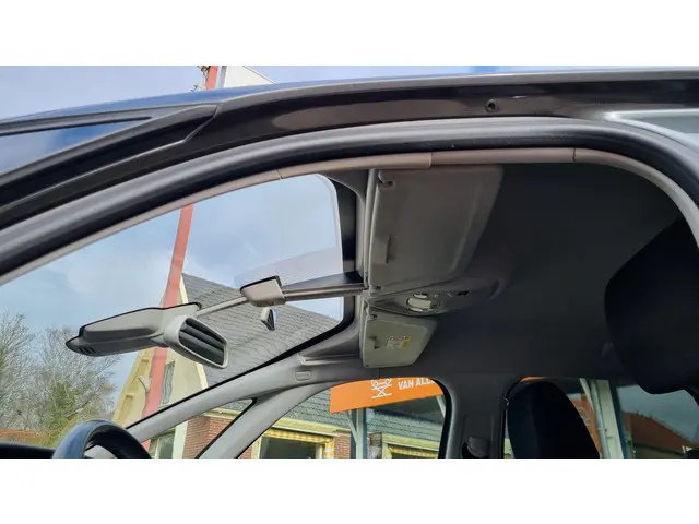 Citroën C4 Picasso 1.2 PureTech Selection 2017 Benzine 18
