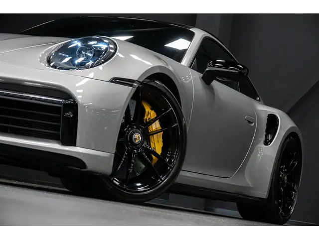 Porsche 911 3.8 Turbo S 2020 Benzine 18