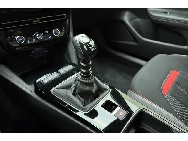 Opel Mokka 1.2 Turbo GS Line 2022 Benzine 26