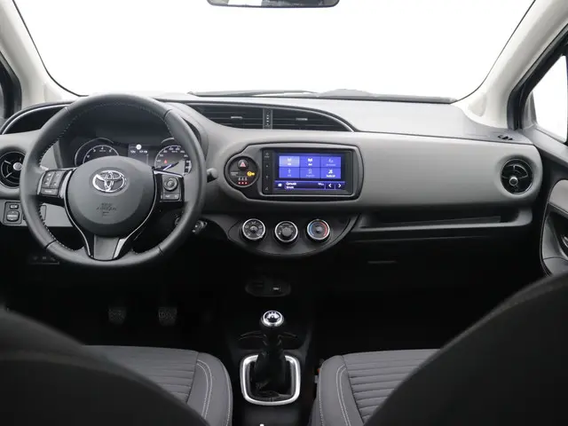 Toyota Yaris 1.0 VVT-i Connect Camera 2020 Benzine 11