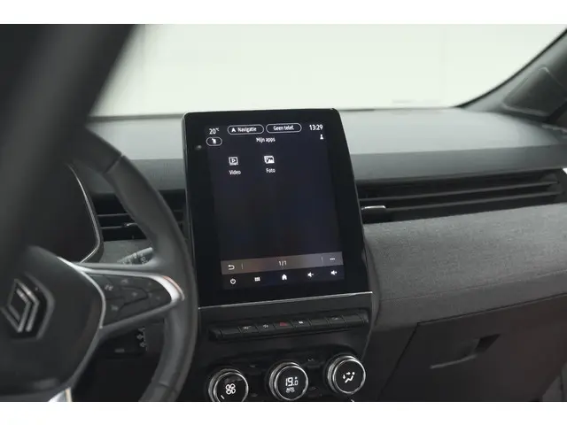 Renault Clio TCe 90 GPF techno 2024 Benzine 52