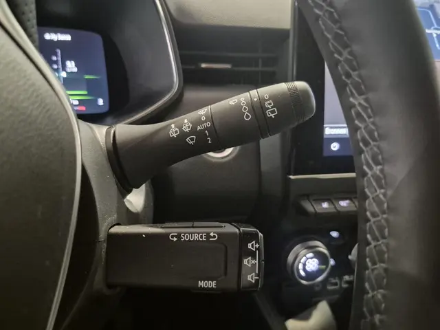 Mitsubishi Colt 1.0T Instyle 2024 Benzine 21