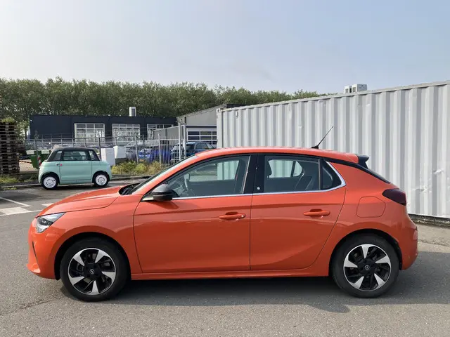Opel Corsa-e Elegance 50 kWh 2022 Elektrisch 3