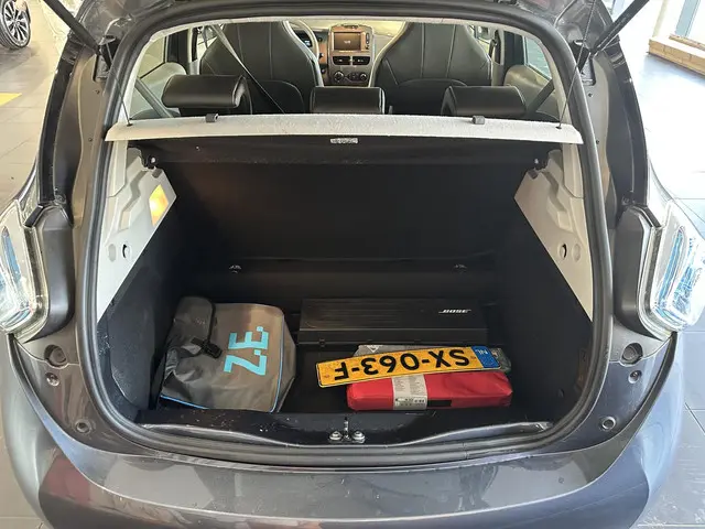 Renault ZOE R90 Bose 41 kWh (ex Accu) 2018 Elektrisch 9