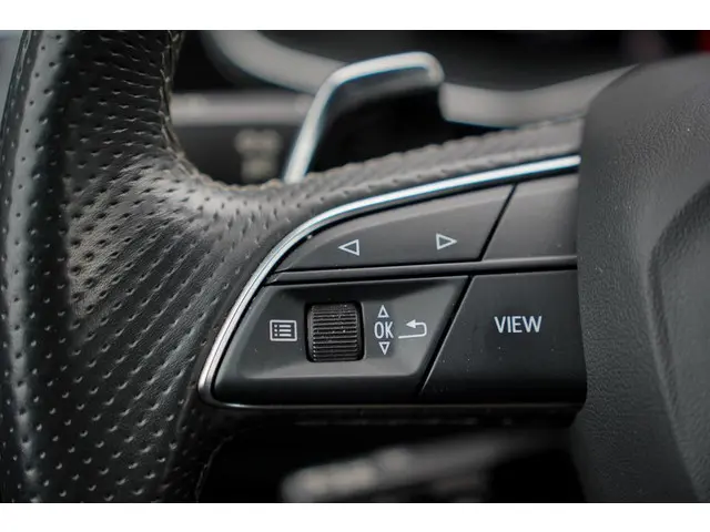 Audi Q8 4.0 TFSI RS Q8 quattro 2021 Benzine 46