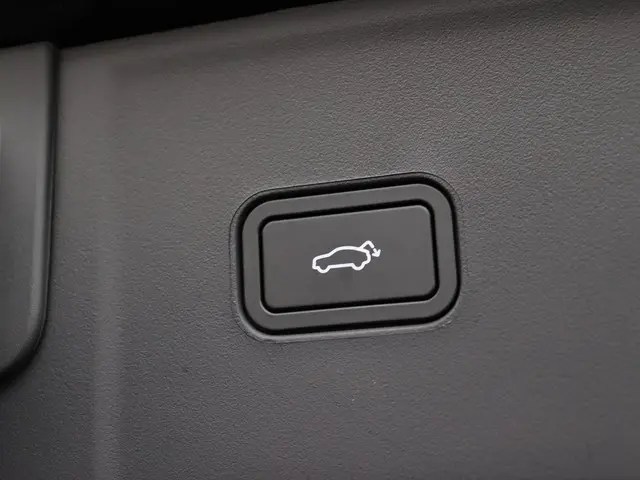 Lynk & Co 08 1.5 More 2025 Hybride Benzine 30