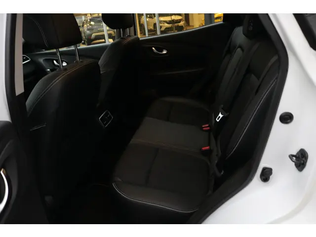 Renault Kadjar TCe 140 Intens 2020 Benzine 22
