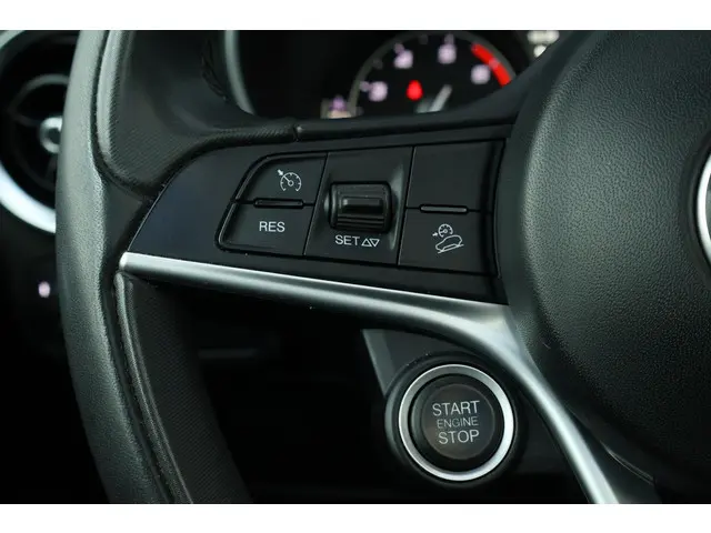 Alfa Romeo Stelvio 2.0 T AWD Super 2018 Benzine 26