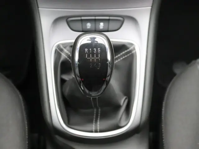 Opel Astra 1.4 Edition 150pk / Origineel NL 2016 Benzine 23