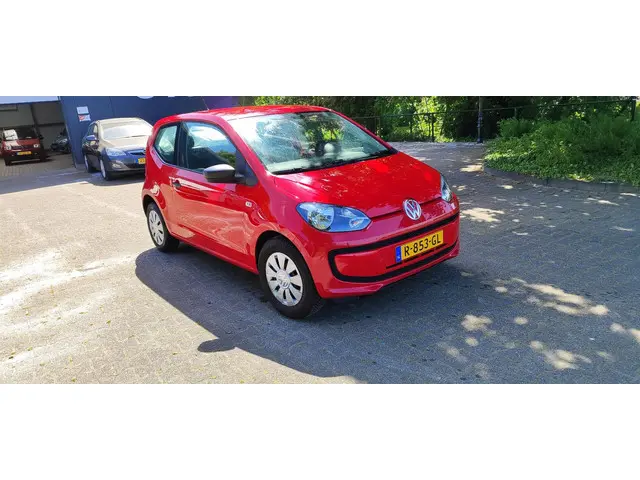 Volkswagen up! 3