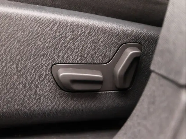 Citroën C5 Aircross 1.6 PureTech Sport 2019 Benzine 14