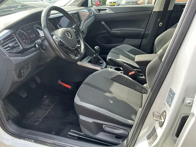 Volkswagen Polo 1.0 TSI Highline Navigatie 2020 Benzine 16