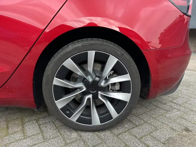 Tesla Model 3 3
