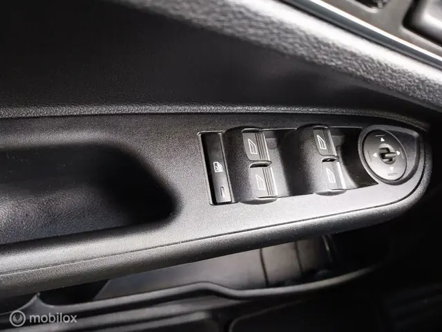 Ford B-MAX 1.0 EcoBoost Style RIJKLAARPRIJS 2018 Benzine 16