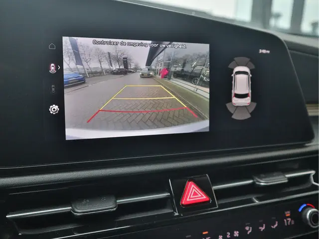 Kia Niro EV DynamicPlusLine 64.8 kWh 2022 Elektrisch 17