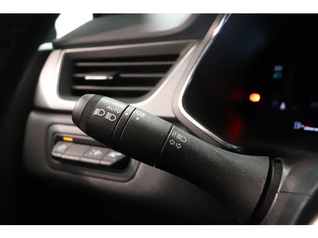 Renault Captur 1.0 TCe 90 techno 2024 Benzine 29