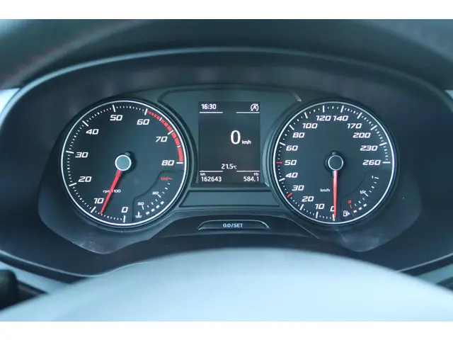 SEAT Leon 1.4 TSI FR BUSINESS 2014 Benzine 22