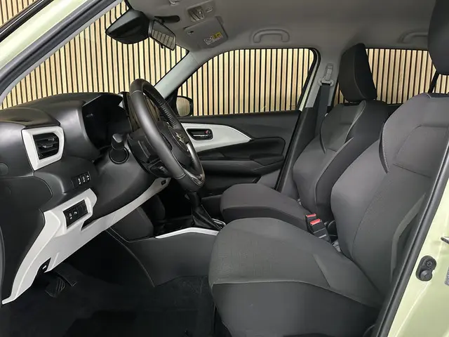 Suzuki Swift 1.2 Select Smart Hybrid 2025 Benzine 5