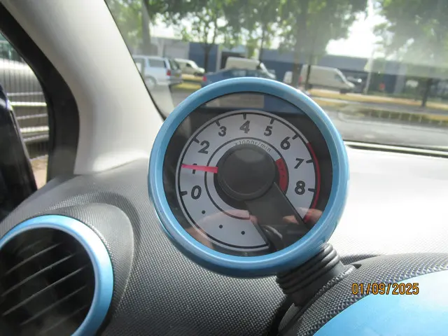 Toyota Aygo 1.0 VVT-i Dynamic Blue 2013 Benzine 16