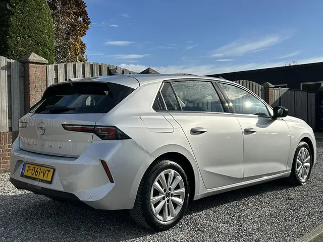 Opel Astra 1.2 Edition 2022 Benzine 7