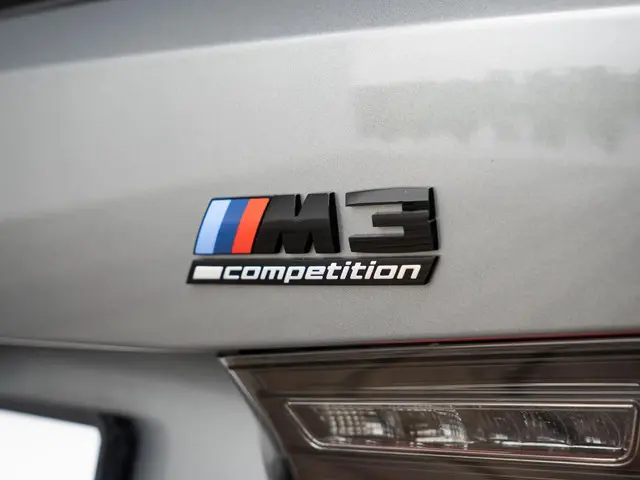 BMW M3 Touring xDrive Competition 2024 Benzine 26