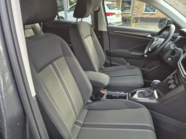 Volkswagen T-Roc 1.5 TSI Style Business 2020 Benzine 15