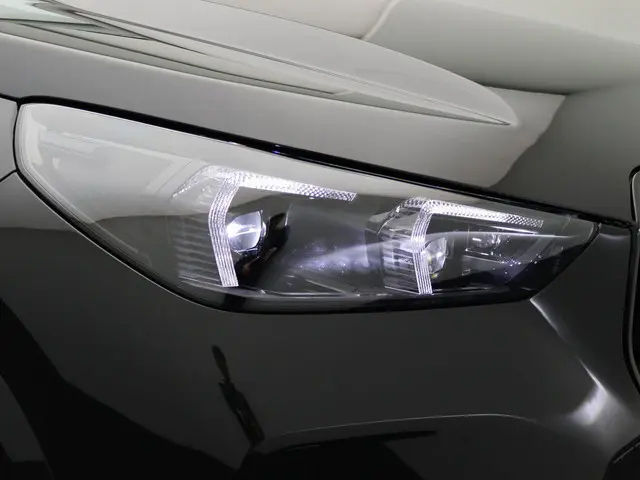 BMW X1 xDrive25e 2025 Hybride Benzine 18