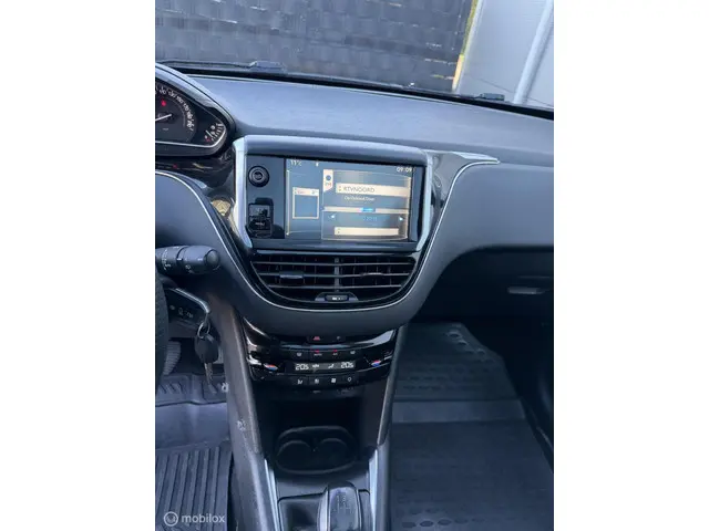 Peugeot 208 1.6 VTi Allure 2012 Benzine 9