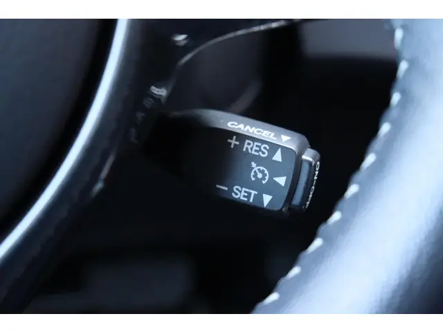 Toyota Yaris 1.5 Hybrid Y20, Navi 2019 Hybride Benzine 23