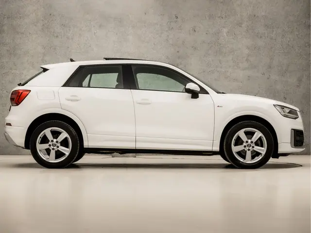 Audi Q2 35 TFSI S-Line Sport 2019 Benzine 4