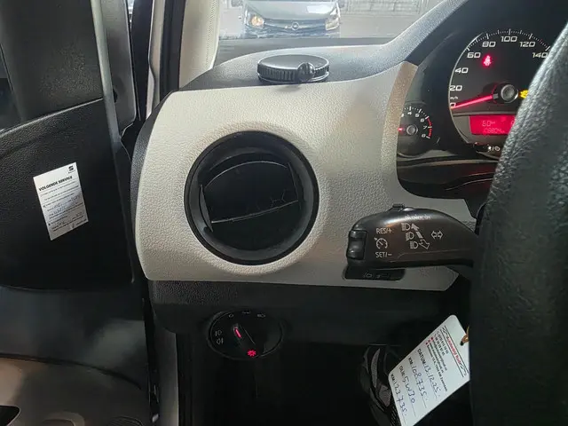 SEAT Mii 1.0 Style 2013 Benzine 16