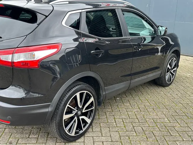 Nissan QASHQAI 1.2 Tekna 2014 Benzine 11