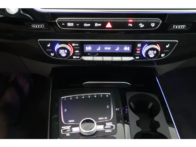Audi Q7 3.0T Quattro 2017 Benzine 60