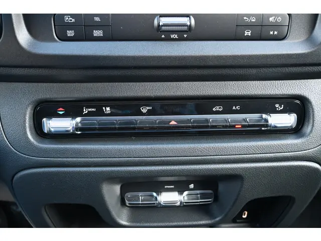 Mercedes-Benz Vito 116 CDI 4x4 L3 Pro 2024 Diesel 19