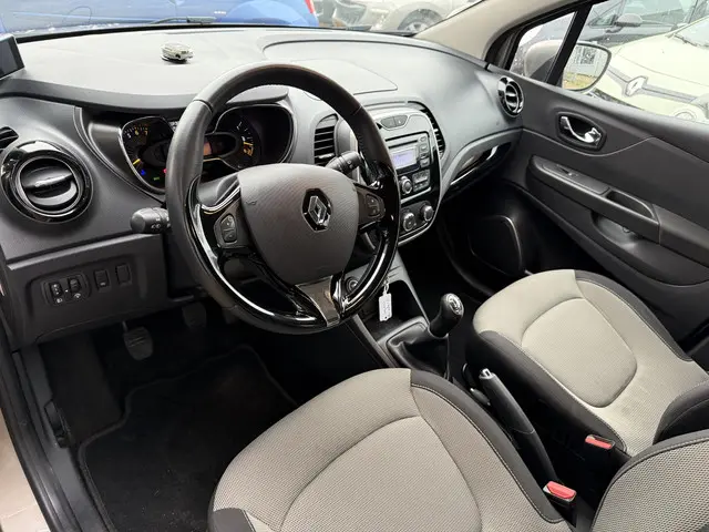 Renault Captur 0.9 TCe Expression 2013 Benzine 10