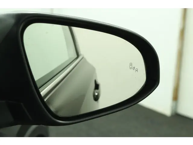 Toyota C-HR 1.8 Hybrid Executive 2020 Hybride Benzine 42