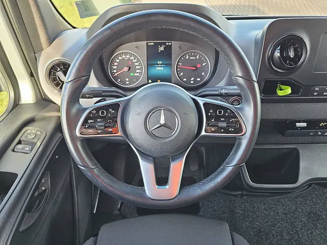 Mercedes-Benz Sprinter 317 2021 Diesel 12