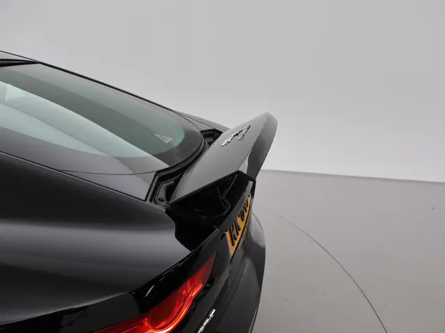 Jaguar F-Type 3.0 V6 340 PK COUPÉ 2017 Benzine 29