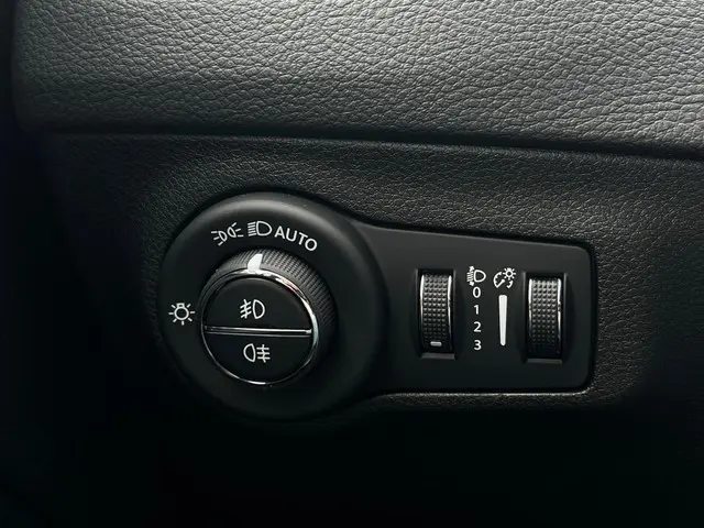 Jeep Compass 1.3T Limited 2021 Benzine 25