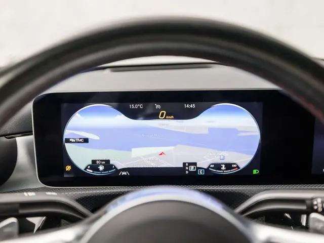 Mercedes-Benz CLA 200 AMG Sport 2019 Benzine 22