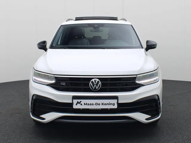 Volkswagen Tiguan 1.5 Tsi 150pk DSG R-Line 2024 Benzine 8