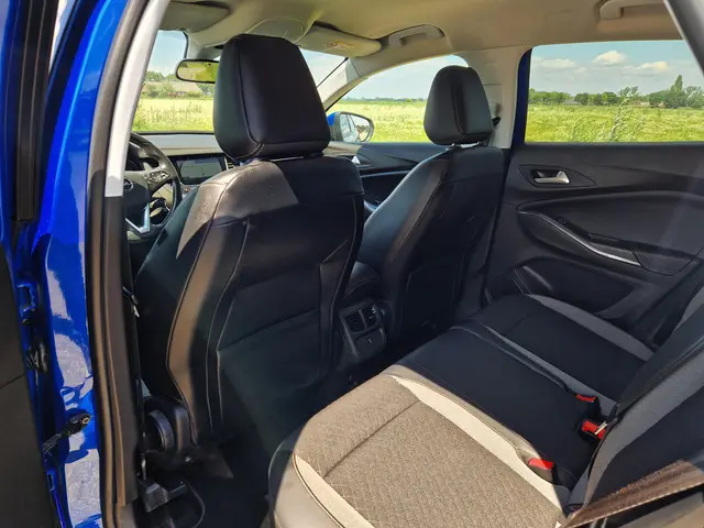 Opel Grandland X 1.2 Turbo 2019 Benzine 27