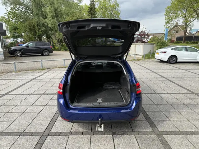 Peugeot 308 SW 1.5 BlueHDi 130pk Premium 2019 Diesel 14