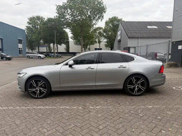 Volvo S90 2.0 T5 2017 Benzine 17